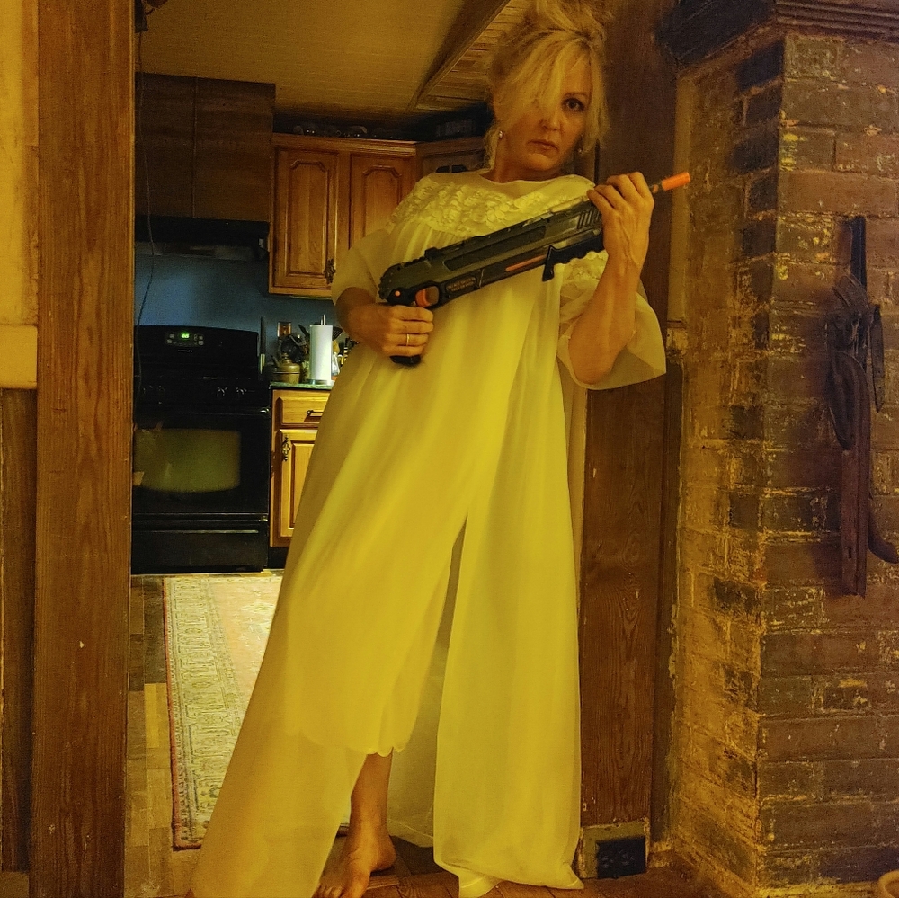 I REALLY hate EVERYONE!  Ha-  that is my salt bug gun!  !!! HOST PICK!!!
